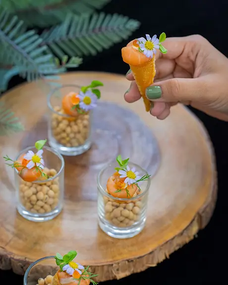 งานแต่งงานเก๋ๆ มีสไตล์กับรูปแบบการจัดงานเลี้ยงอาหารแบบค็อกเทล งานเลี้ยงทันสมัย เอาใจคนรุ่นใหม่