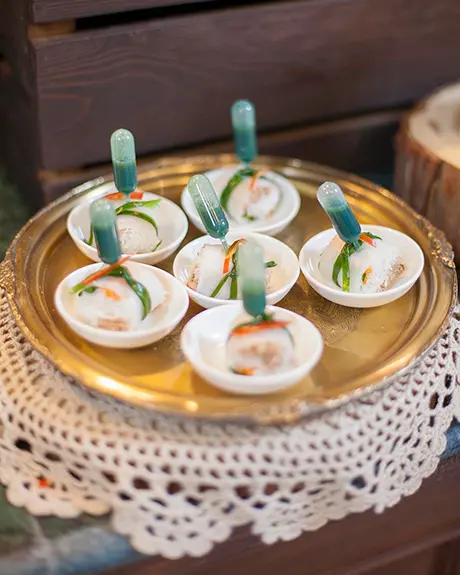 งานแต่งงานเก๋ๆ มีสไตล์กับรูปแบบการจัดงานเลี้ยงอาหารแบบค็อกเทล งานเลี้ยงทันสมัย เอาใจคนรุ่นใหม่